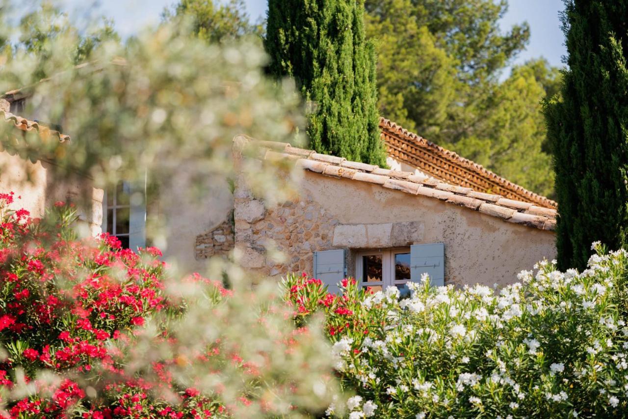 Les Petites Maisons - Hameau Des Baux ปาราดู ภายนอก รูปภาพ